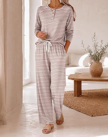 Women's Short Sleeve Pajama Top and Long Pants Two Piece Set - Image 2